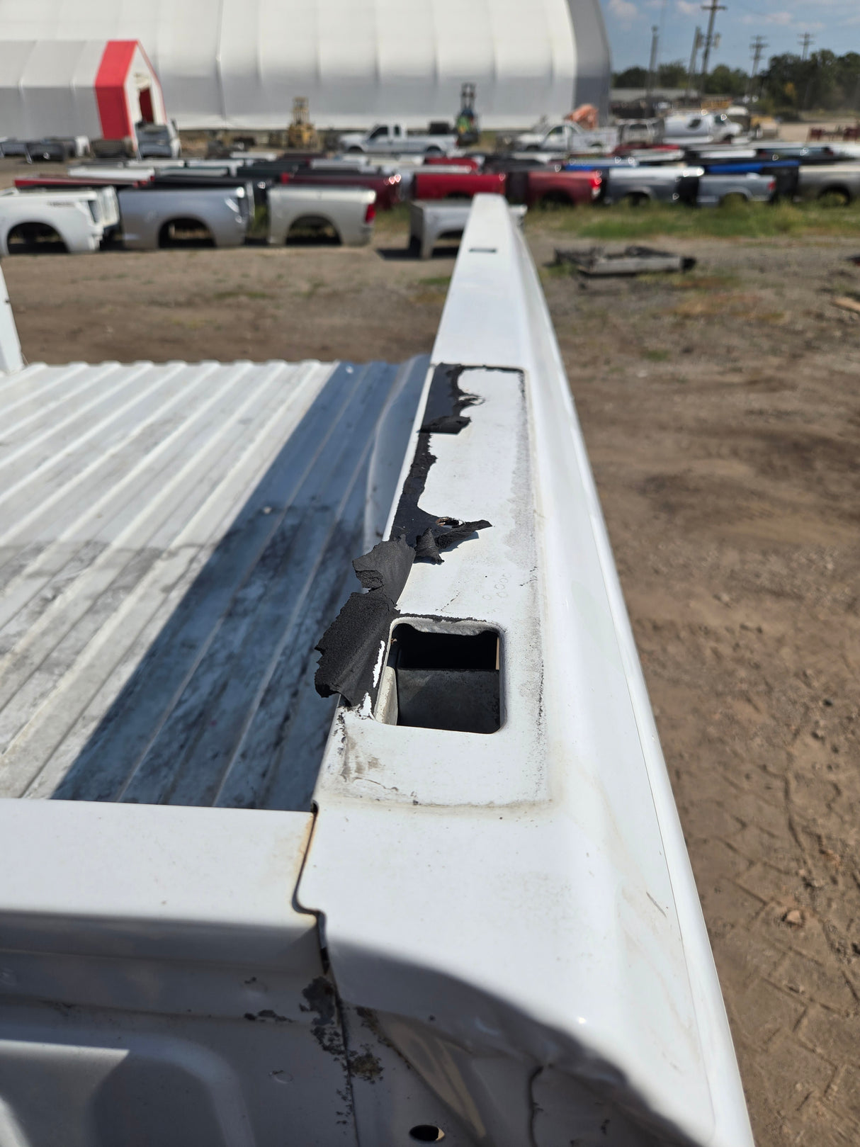 1999-2007 Chevrolet Silverado / GMC Sierra 1500 2500 3500 HD 8' Long Bed Truck Bed - Summit White