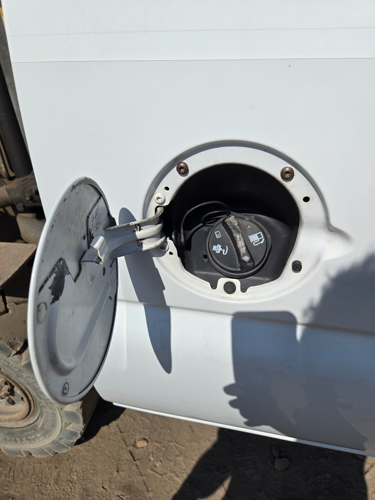 1999-2007 Chevrolet Silverado / GMC Sierra 1500 2500 3500 HD 8' Long Bed Truck Bed - Summit White