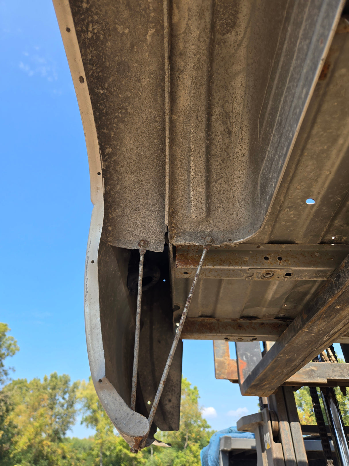 1999-2007 Chevrolet Silverado / GMC Sierra 6' 6" Short Truck Bed