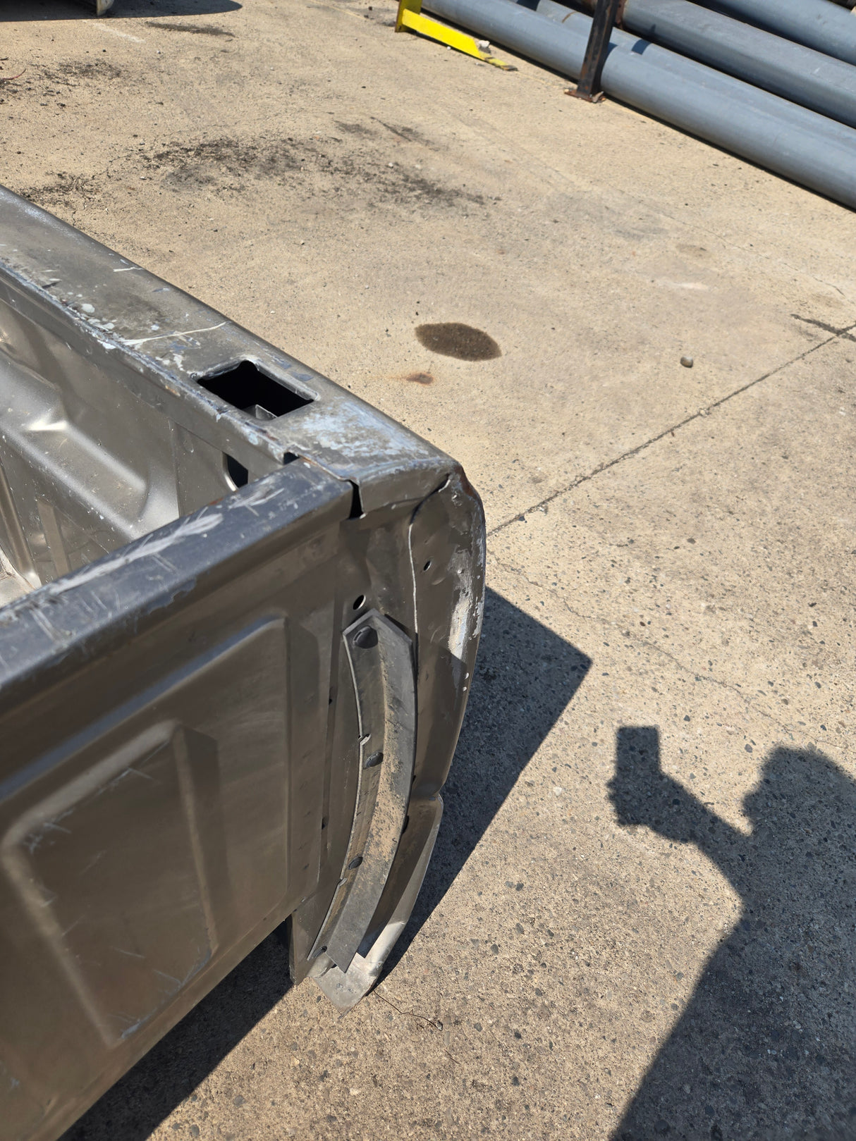 1999-2007 Chevrolet Silverado / GMC Sierra 6' 6" Short Truck Bed