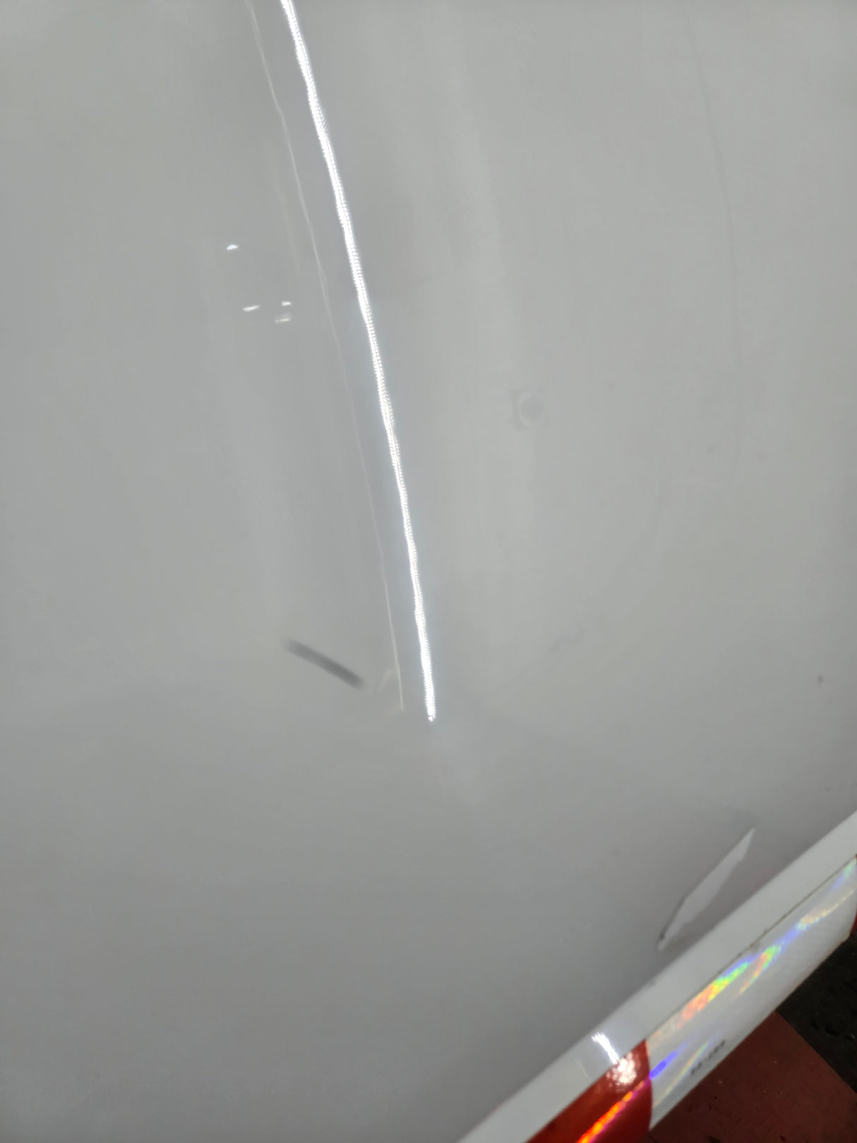 1999-2007 Chevrolet Silverado / GMC Sierra 1500 2500 3500 Tailgate - White