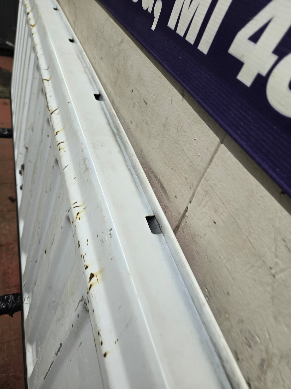 1999-2007 Chevrolet Silverado / GMC Sierra 1500 2500 3500 Tailgate - White