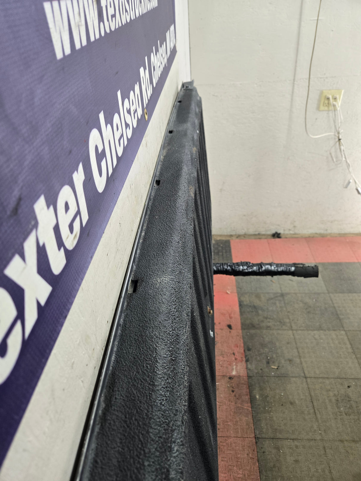 1999-2007 Chevrolet Silverado / GMC Sierra 1500 2500 3500 Tailgate - Grey