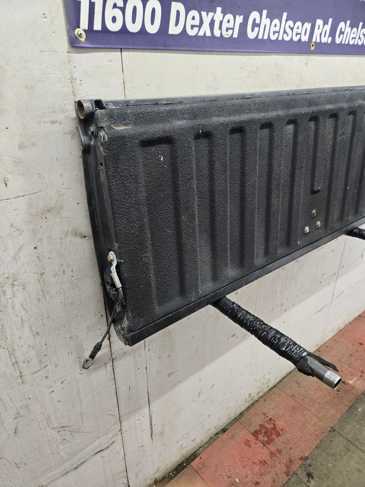 1999-2007 Chevrolet Silverado / GMC Sierra 1500 2500 3500 Tailgate - Grey