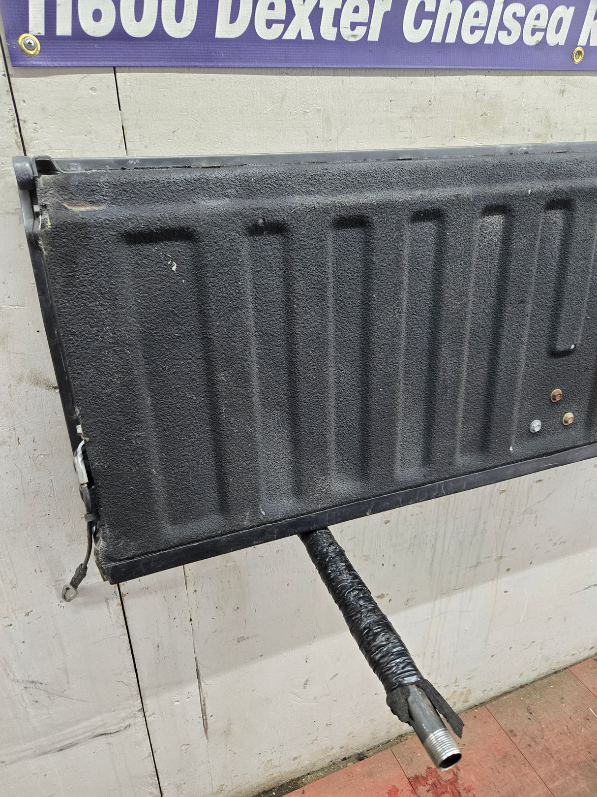 1999-2007 Chevrolet Silverado / GMC Sierra 1500 2500 3500 Tailgate - Grey