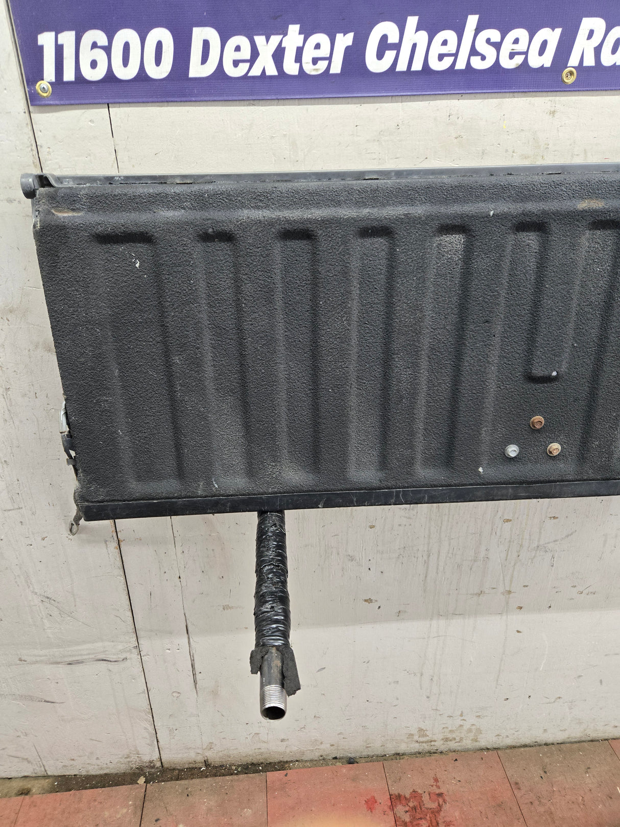 1999-2007 Chevrolet Silverado / GMC Sierra 1500 2500 3500 Tailgate - Grey