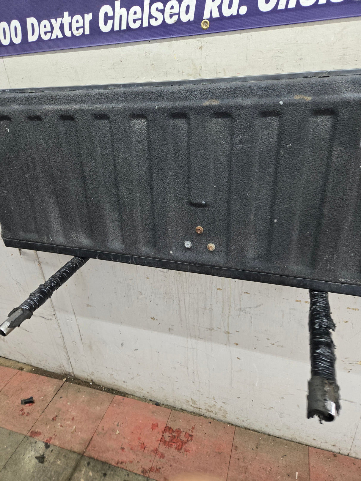 1999-2007 Chevrolet Silverado / GMC Sierra 1500 2500 3500 Tailgate - Grey