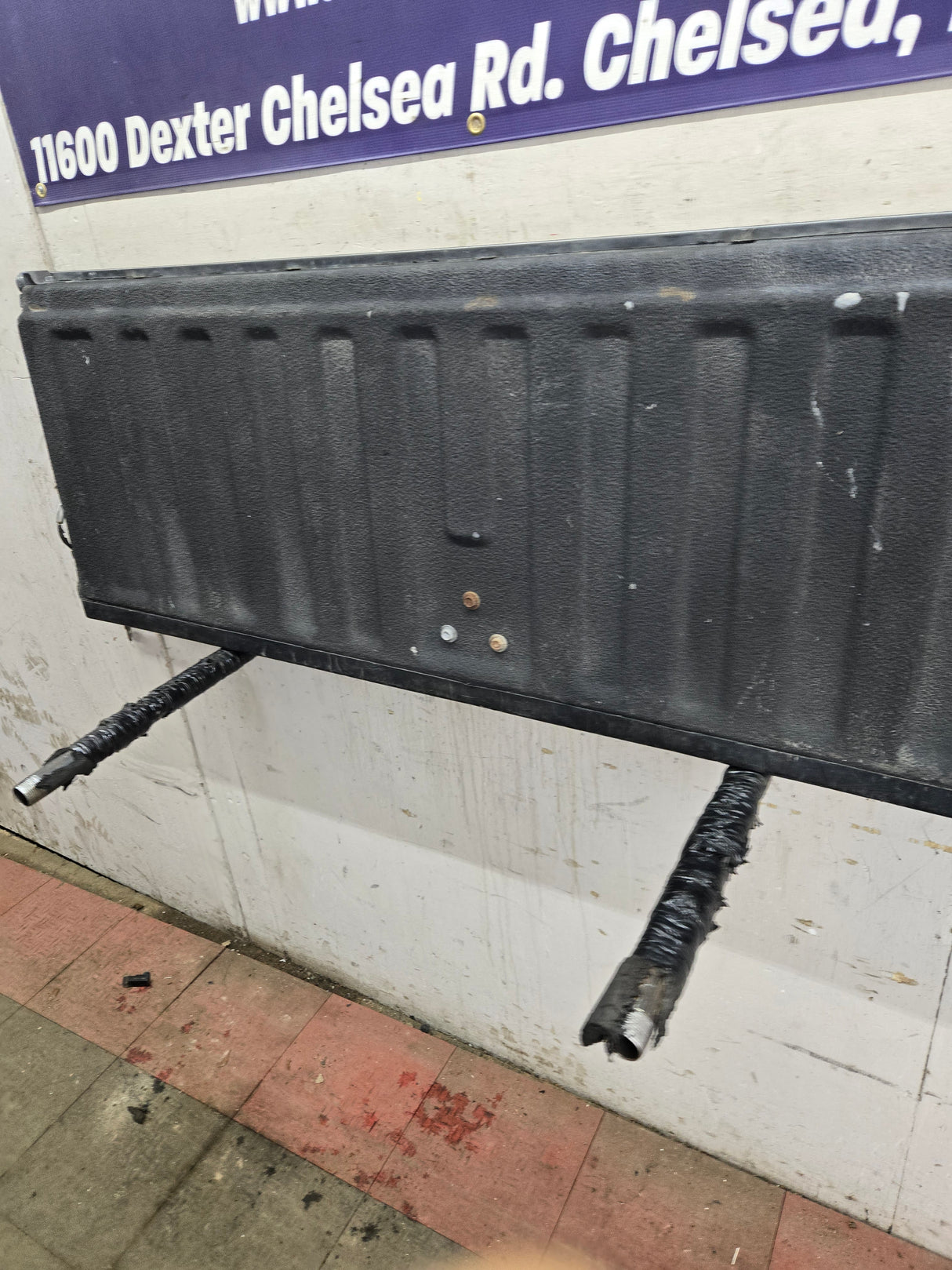 1999-2007 Chevrolet Silverado / GMC Sierra 1500 2500 3500 Tailgate - Grey