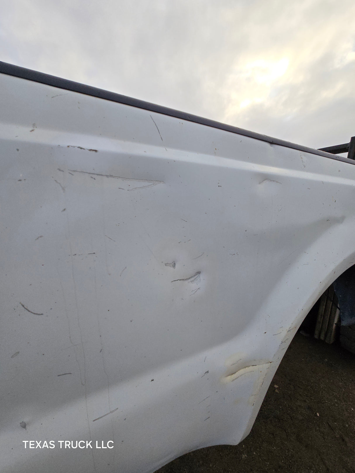 1999-2010 Ford Super Duty F250 F350 6' 9" Short Truck Bed