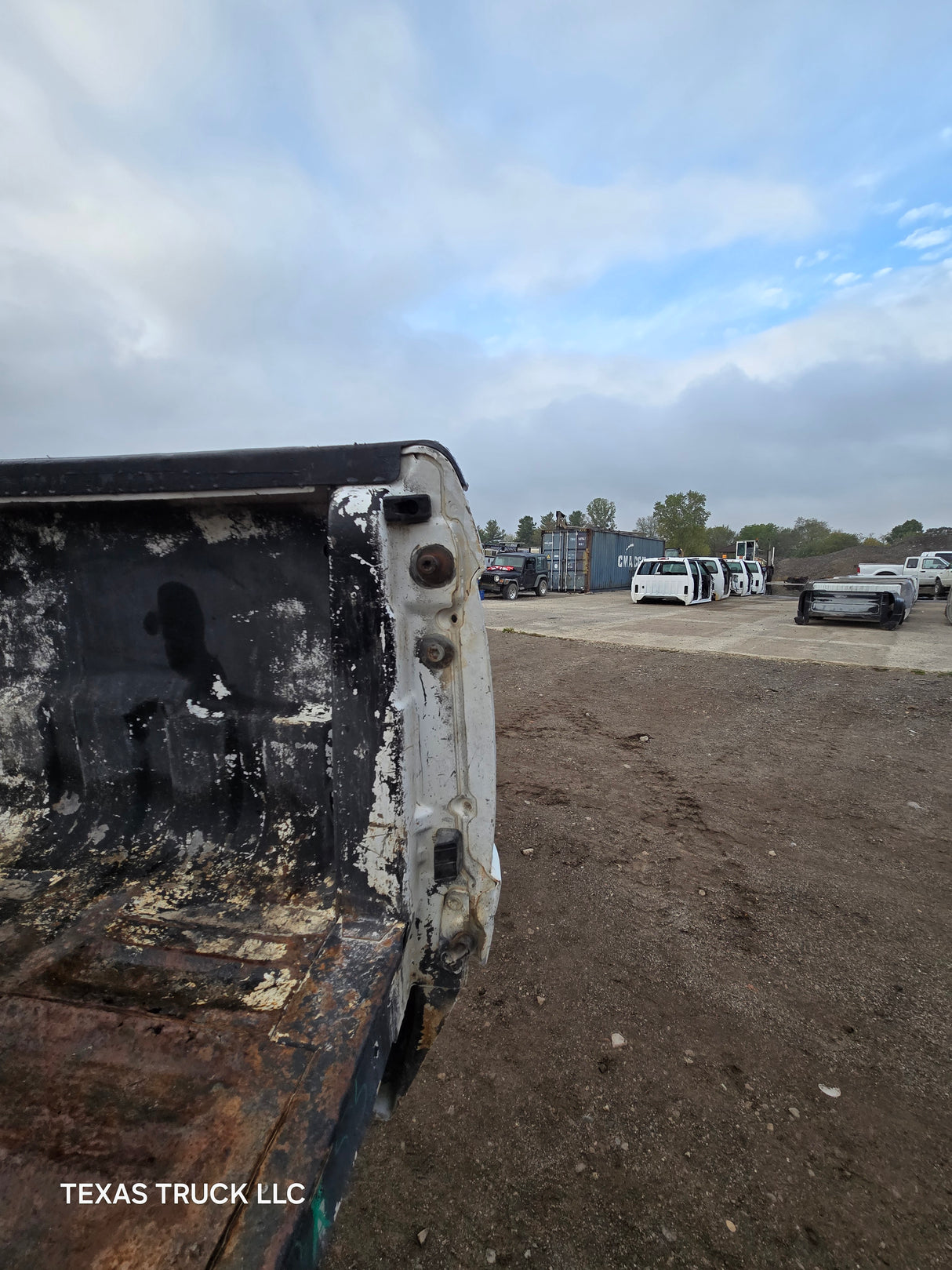 1999-2010 Ford Super Duty F250 F350 6' 9" Short Truck Bed