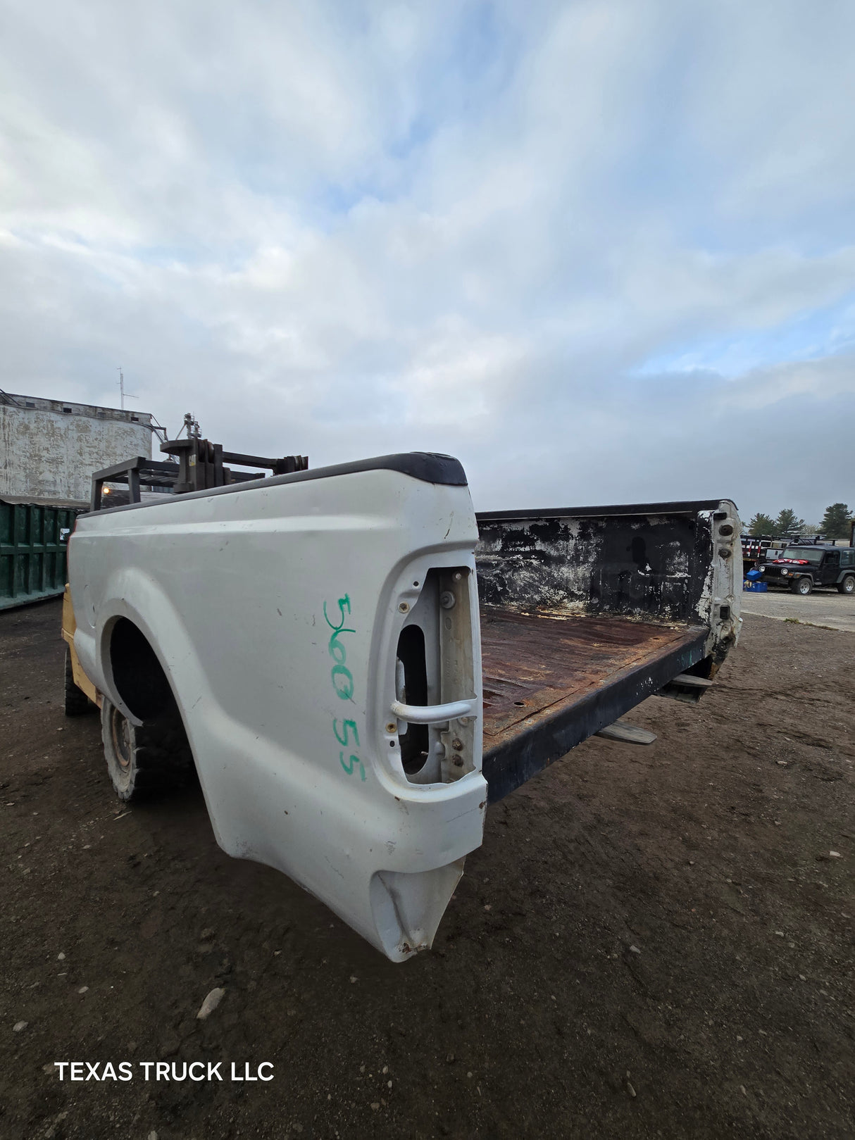 1999-2010 Ford Super Duty F250 F350 6' 9" Short Truck Bed