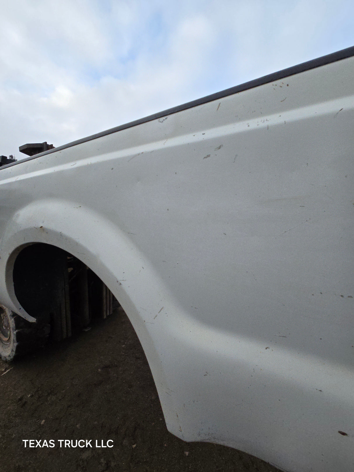 1999-2010 Ford Super Duty F250 F350 6' 9" Short Truck Bed