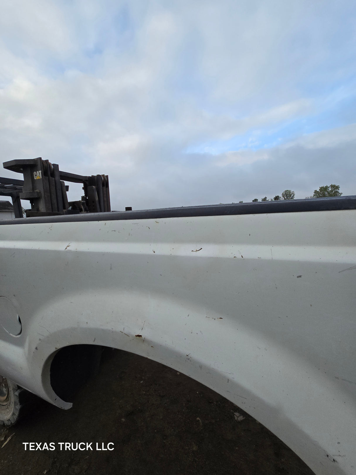 1999-2010 Ford Super Duty F250 F350 6' 9" Short Truck Bed