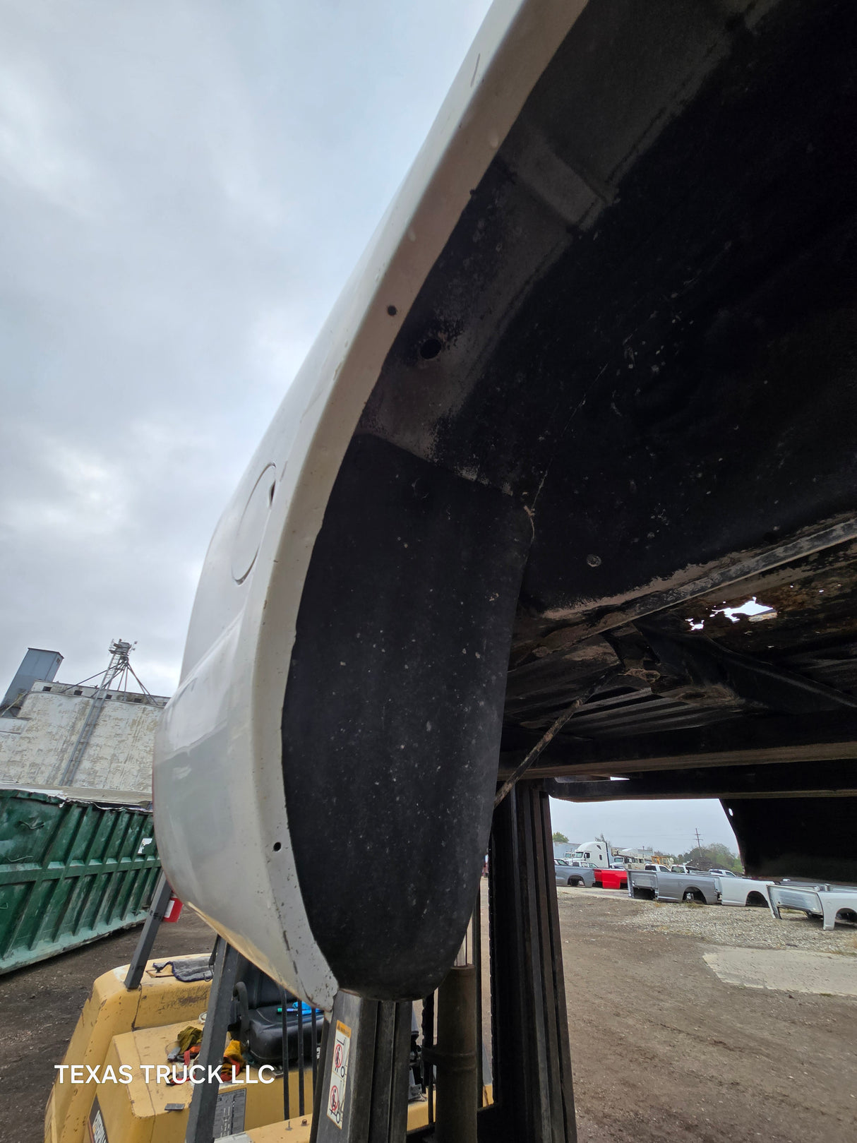 1999-2010 Ford Super Duty F250 F350 6' 9" Short Truck Bed