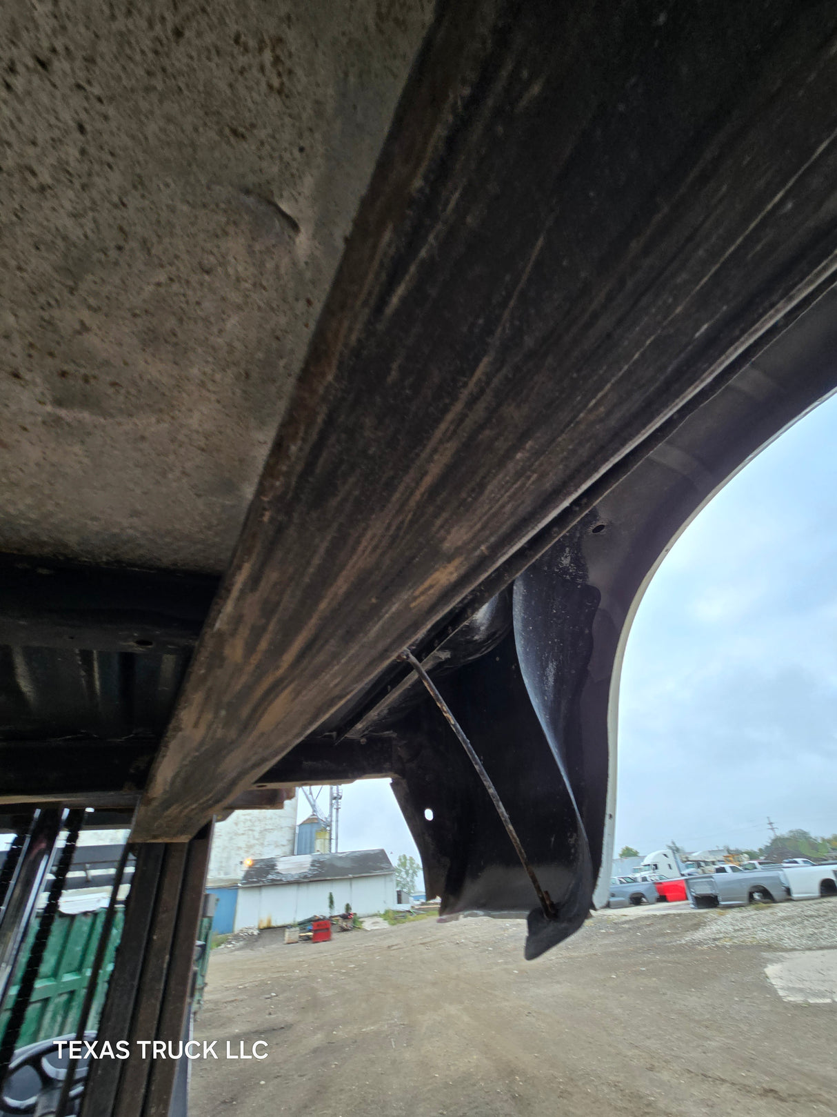 1999-2010 Ford Super Duty F250 F350 6' 9" Short Truck Bed