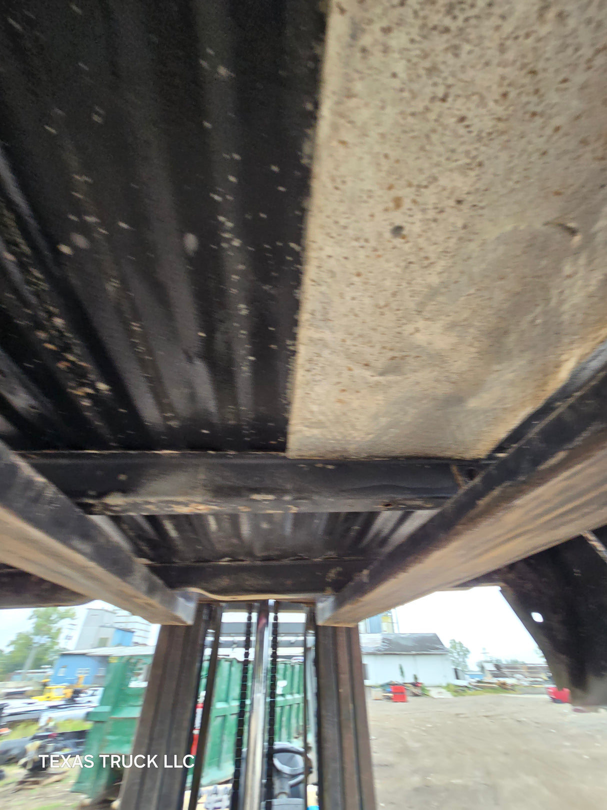 1999-2010 Ford Super Duty F250 F350 6' 9" Short Truck Bed