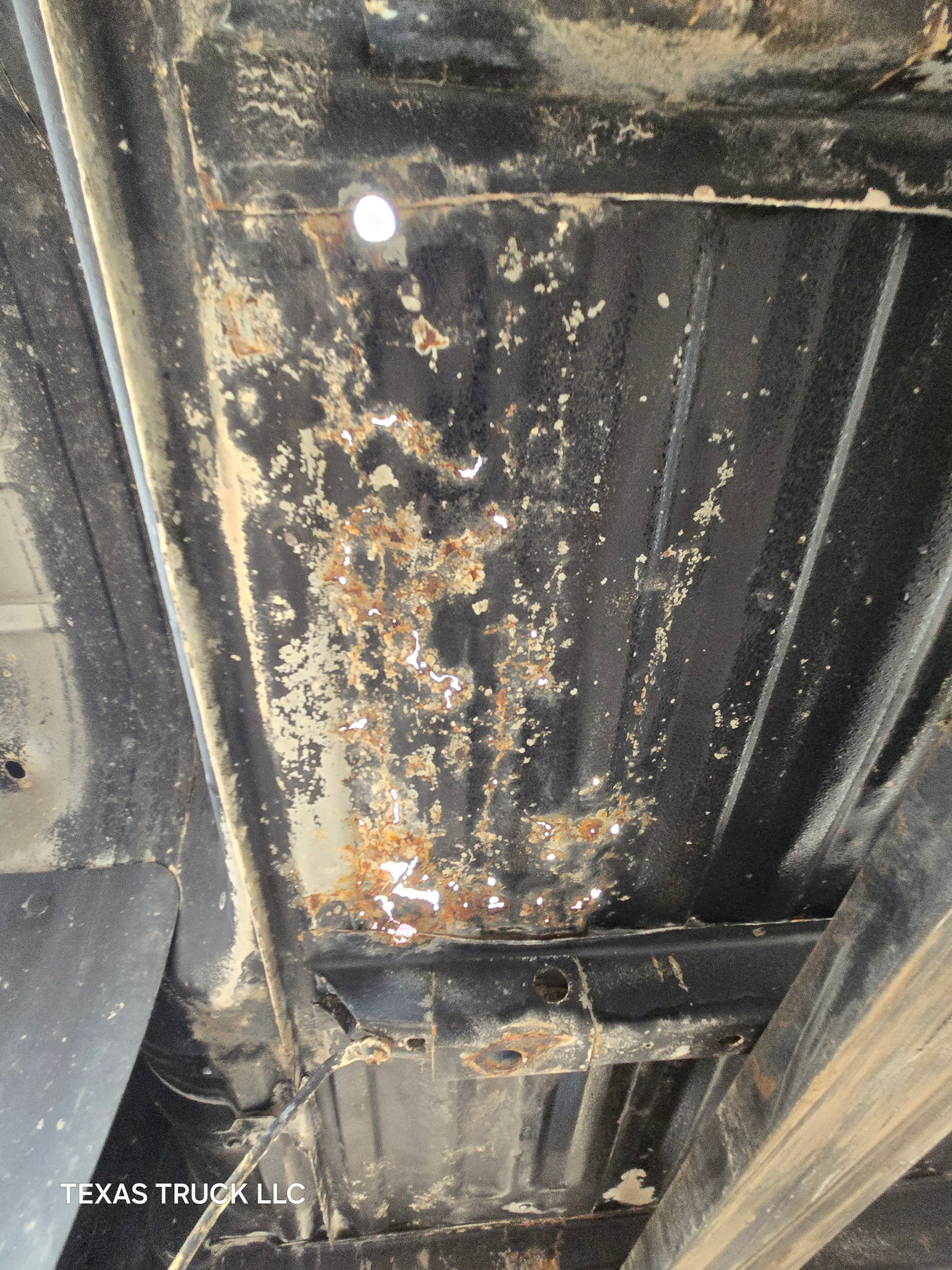 1999-2010 Ford Super Duty F250 F350 6' 9" Short Truck Bed