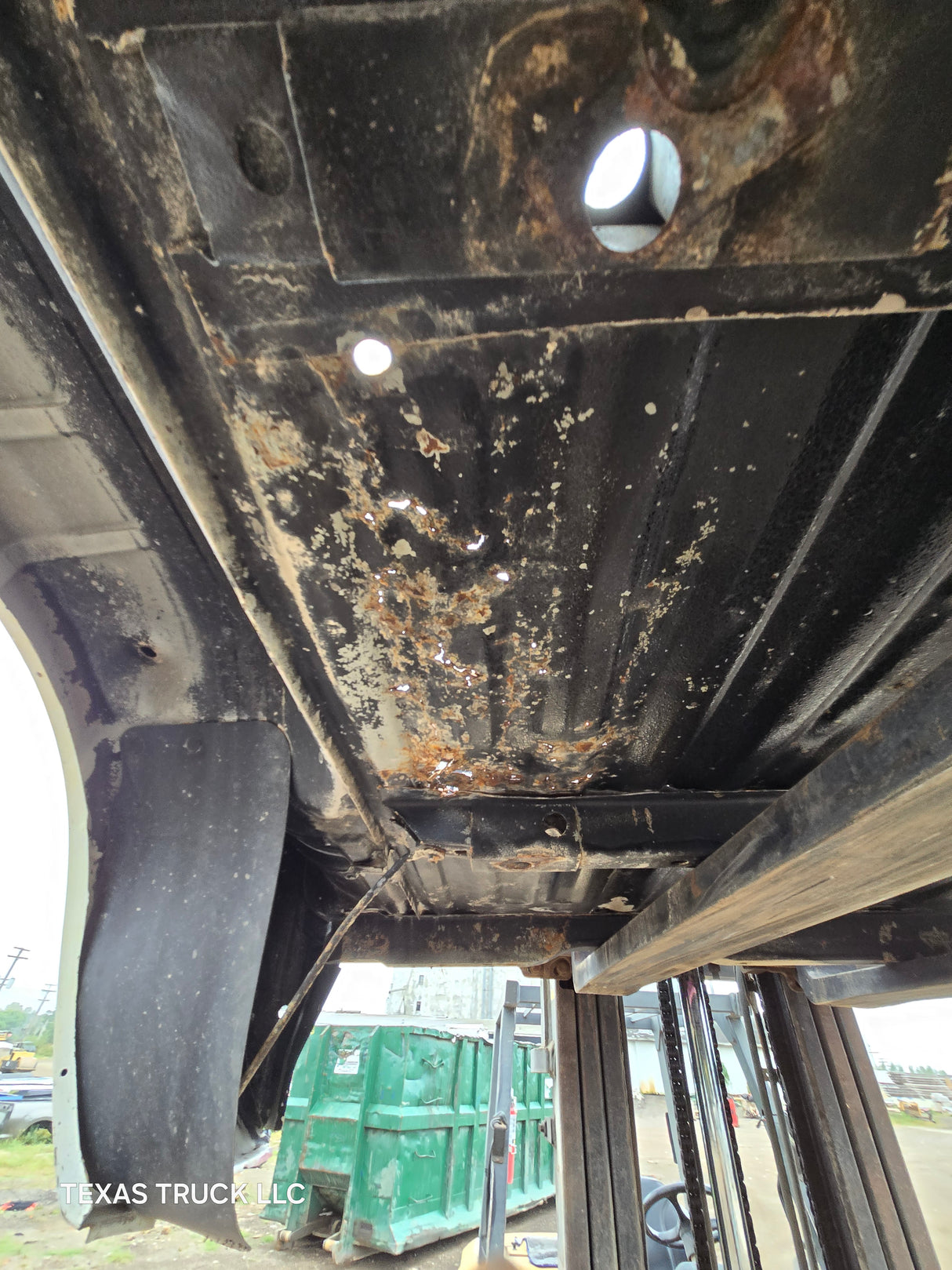 1999-2010 Ford Super Duty F250 F350 6' 9" Short Truck Bed