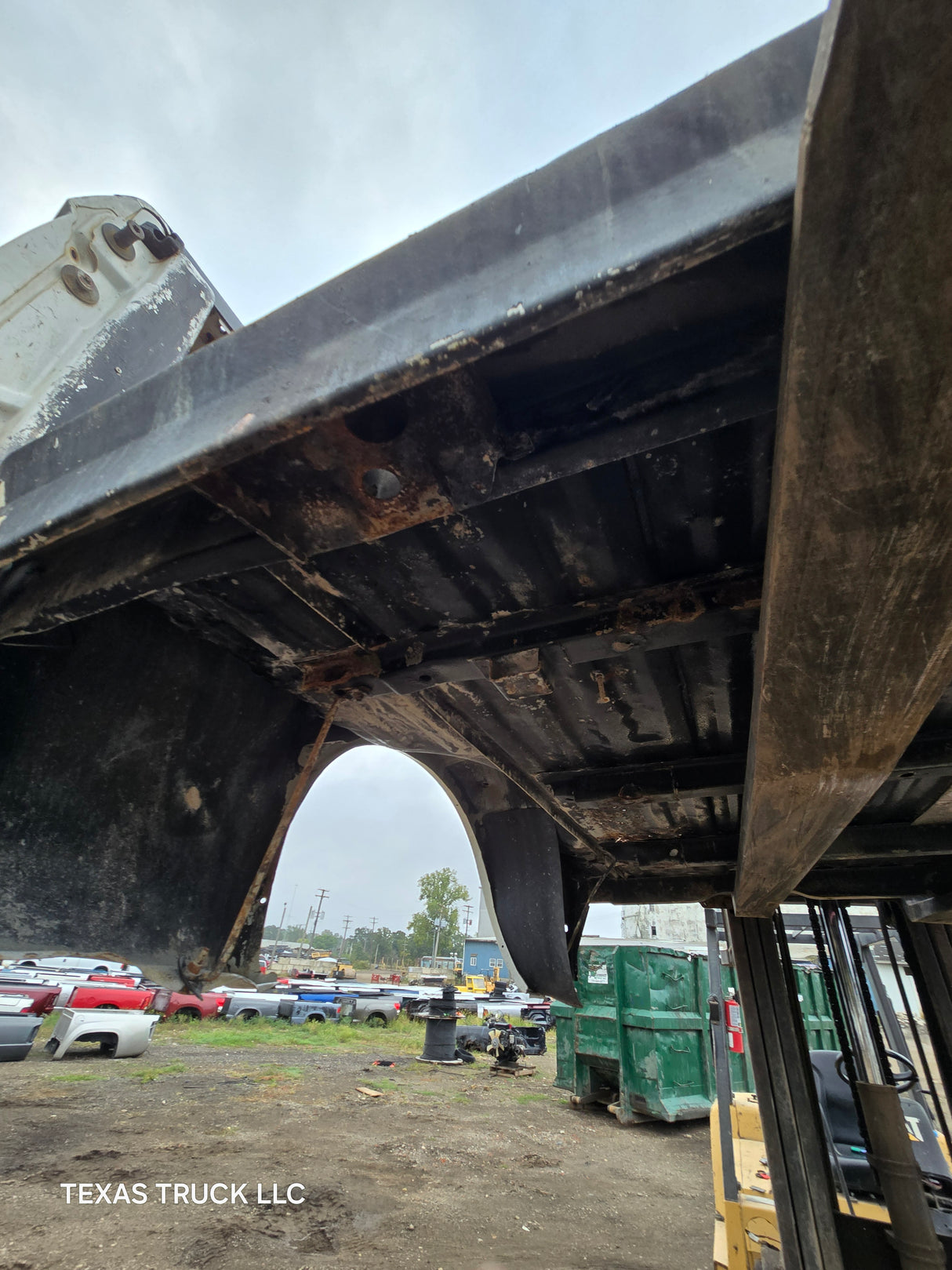 1999-2010 Ford Super Duty F250 F350 6' 9" Short Truck Bed