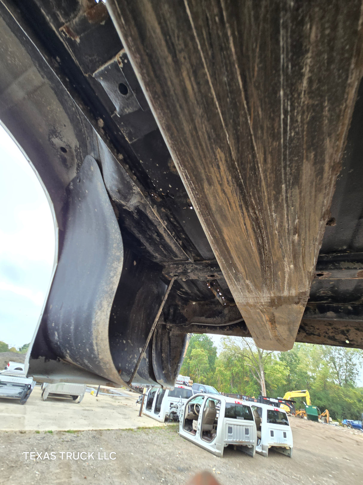 1999-2010 Ford Super Duty F250 F350 6' 9" Short Truck Bed