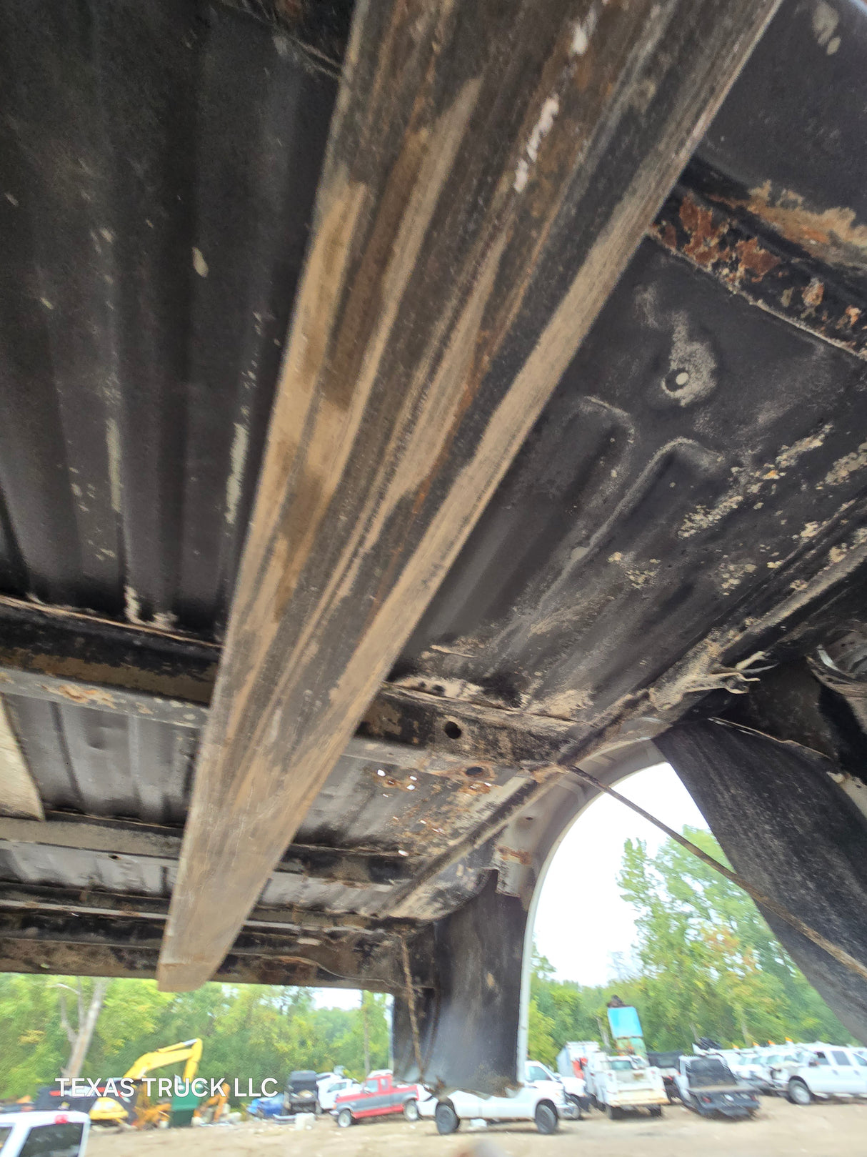 1999-2010 Ford Super Duty F250 F350 6' 9" Short Truck Bed