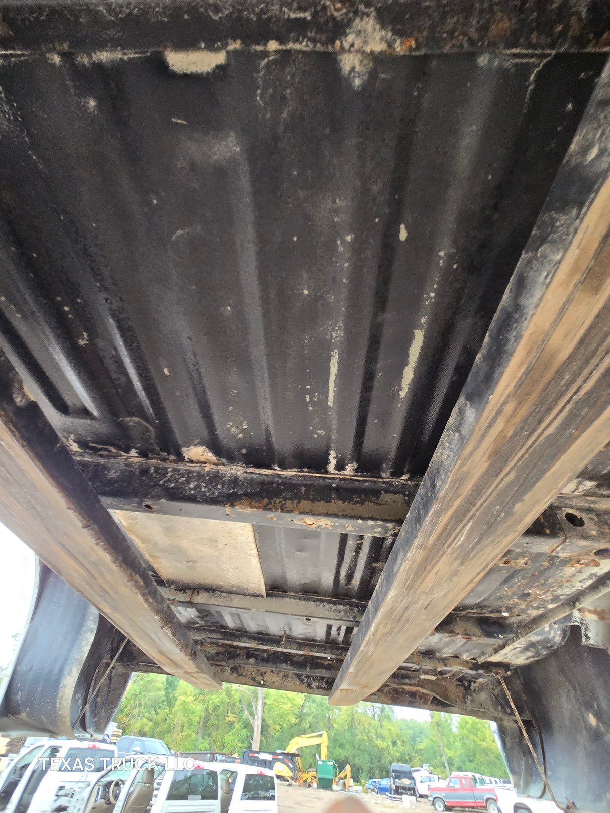 1999-2010 Ford Super Duty F250 F350 6' 9" Short Truck Bed