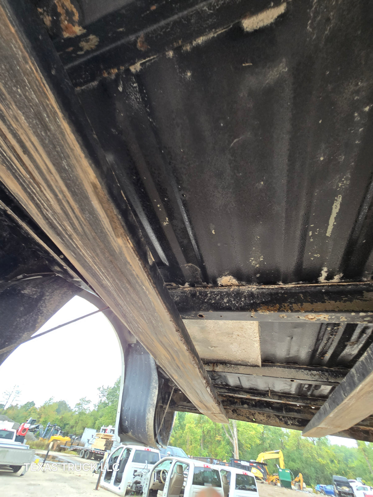 1999-2010 Ford Super Duty F250 F350 6' 9" Short Truck Bed