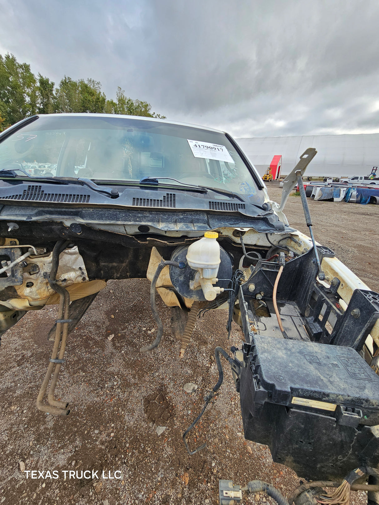 2009-2018 Dodge Ram 1500 4th Gen Quad Cab Cab - White/Tan