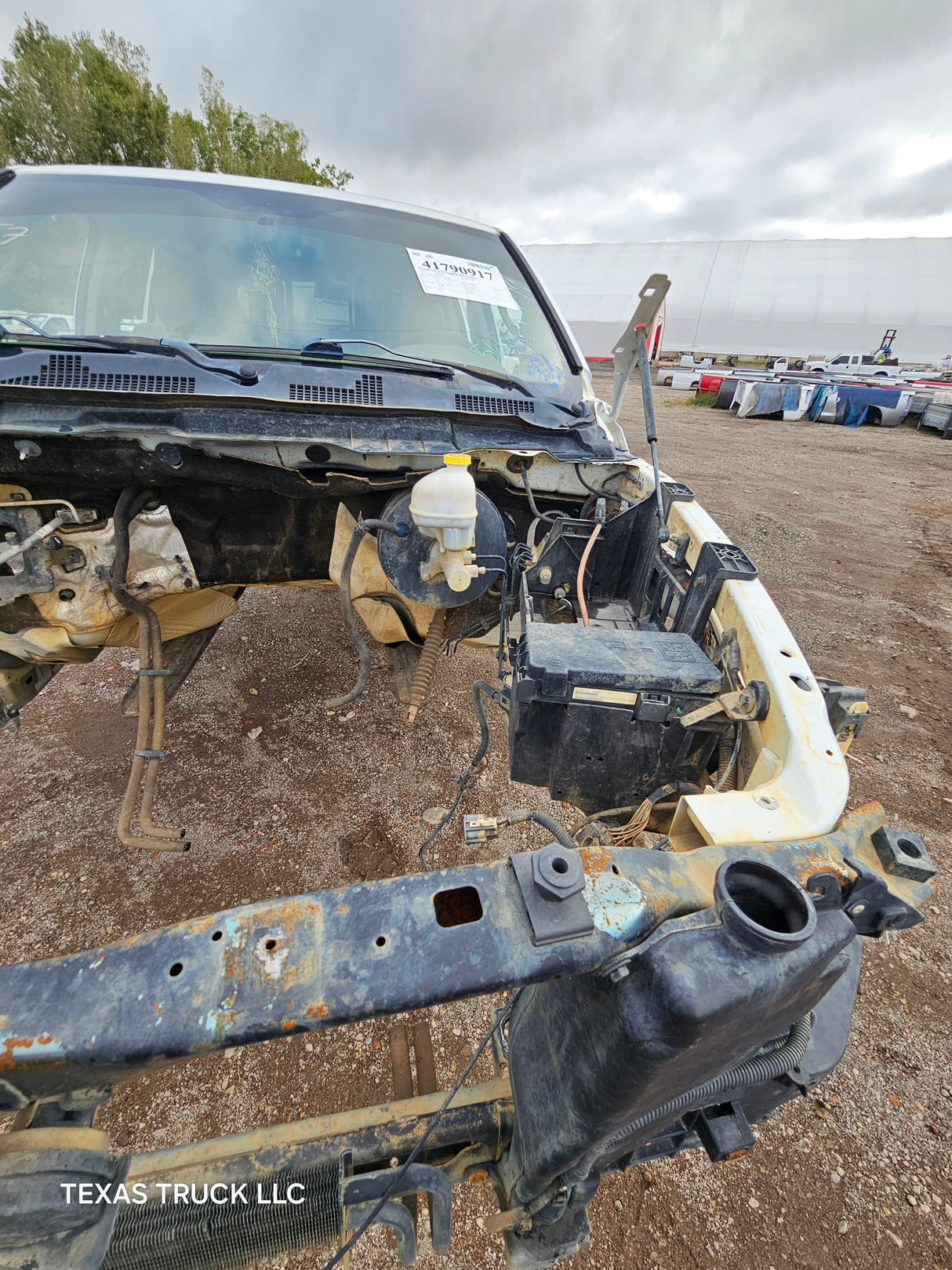 2009-2018 Dodge Ram 1500 4th Gen Quad Cab Cab - White/Tan