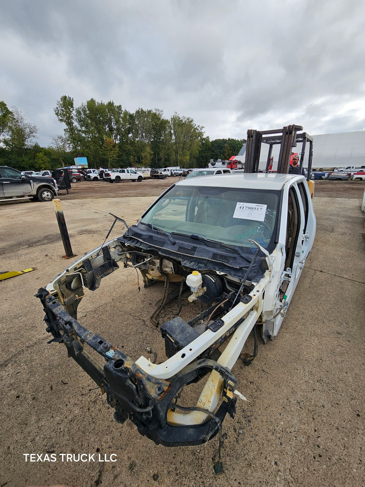 2009-2018 Dodge Ram 1500 4th Gen Quad Cab Cab - White/Tan