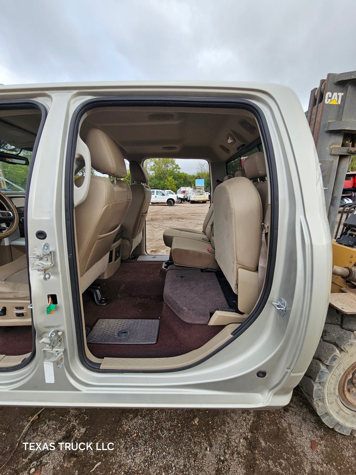 2009-2018 Dodge Ram 1500 4th Gen Crew Cab Cab - Light Graystone Pearl Coat