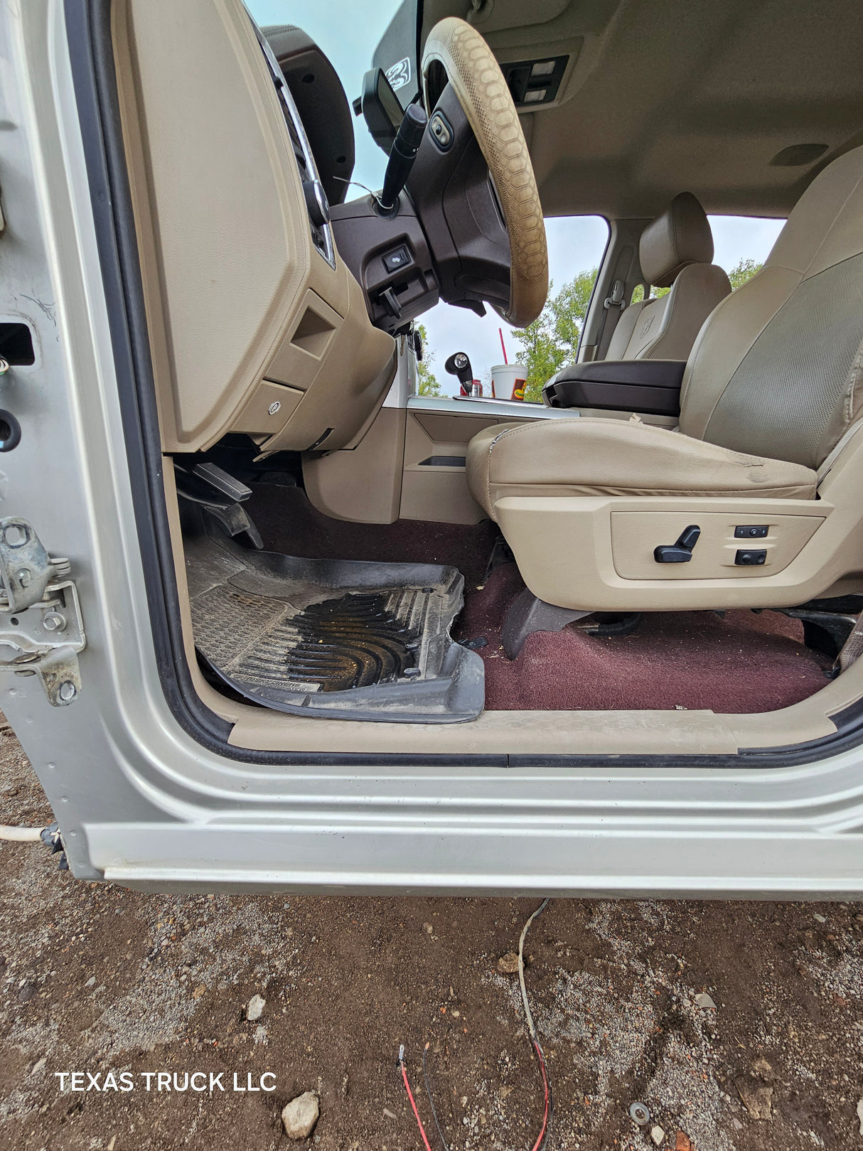 2009-2018 Dodge Ram 1500 4th Gen Crew Cab Cab - Light Graystone Pearl Coat