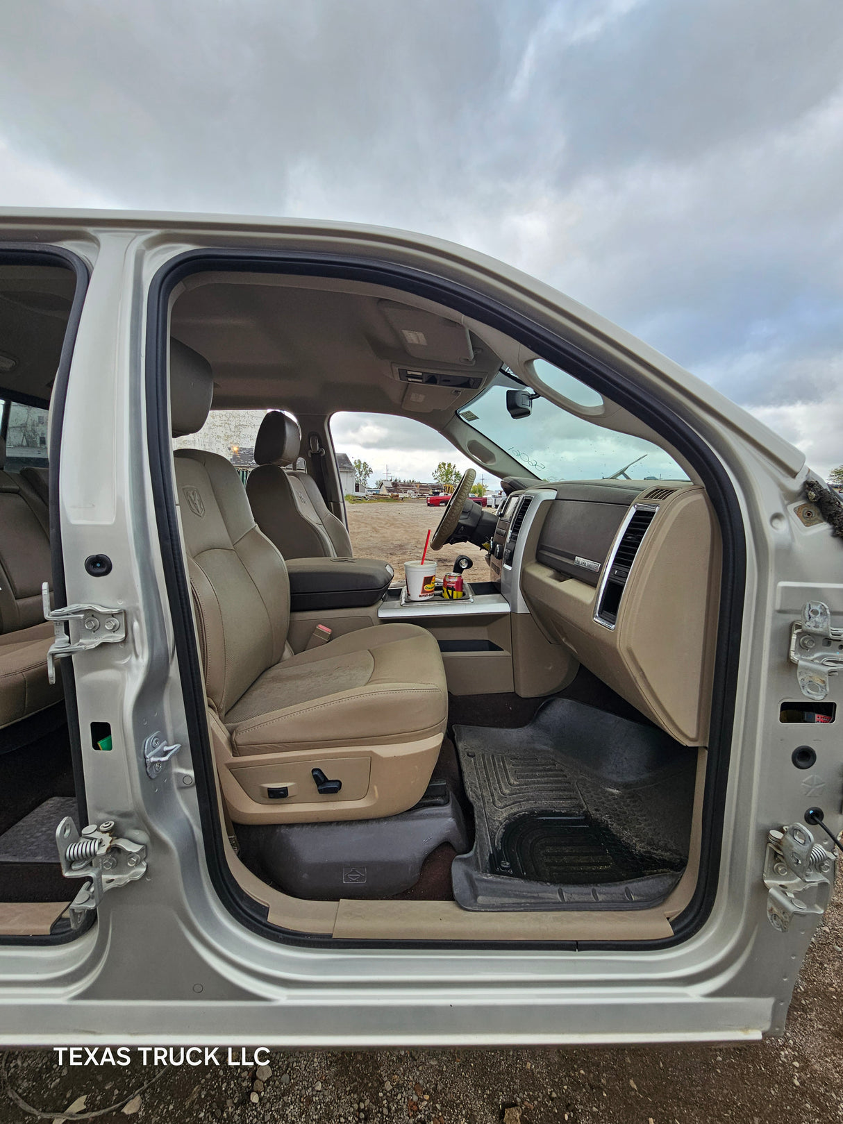 2009-2018 Dodge Ram 1500 4th Gen Crew Cab Cab - Light Graystone Pearl Coat