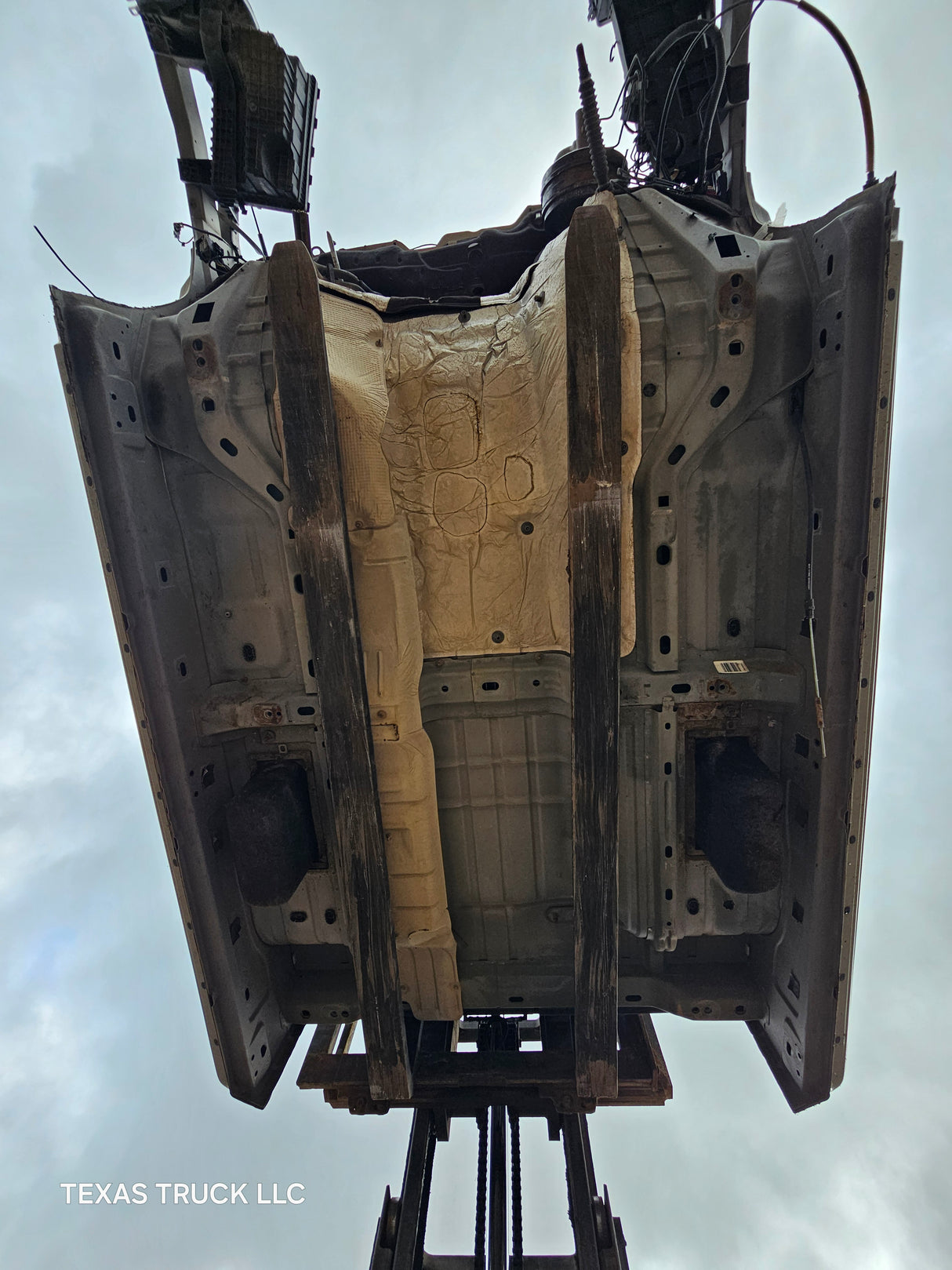 2009-2018 Dodge Ram 1500 4th Gen Crew Cab Cab - Light Graystone Pearl Coat