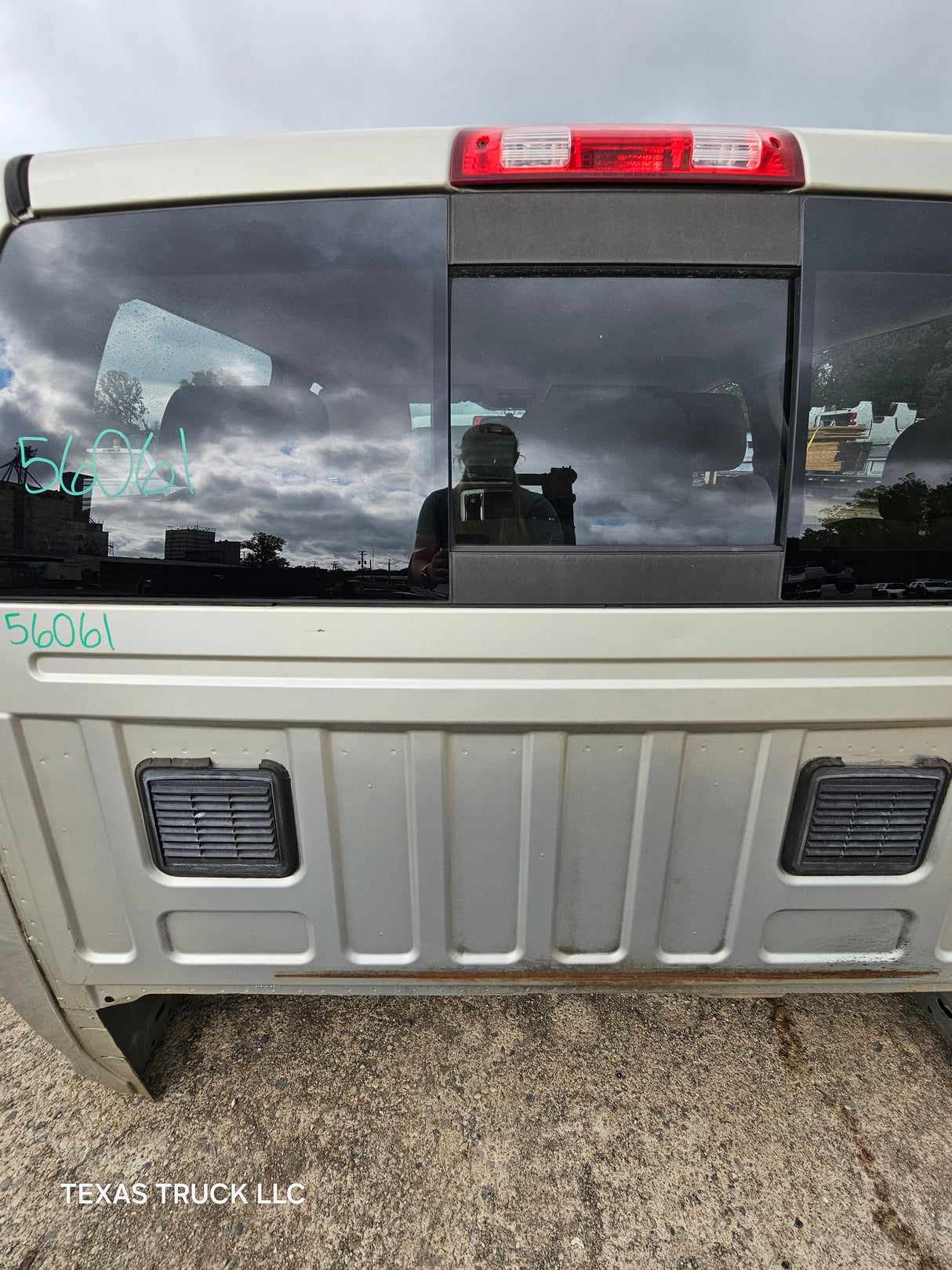 2009-2018 Dodge Ram 1500 4th Gen Crew Cab Cab - Light Graystone Pearl Coat