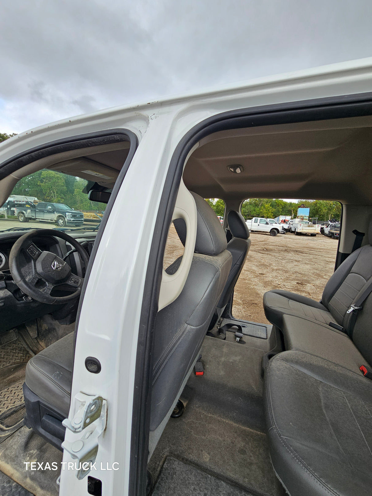 2009-2018 Dodge Ram 1500 4th Gen Crew Cab Cab - Bright White