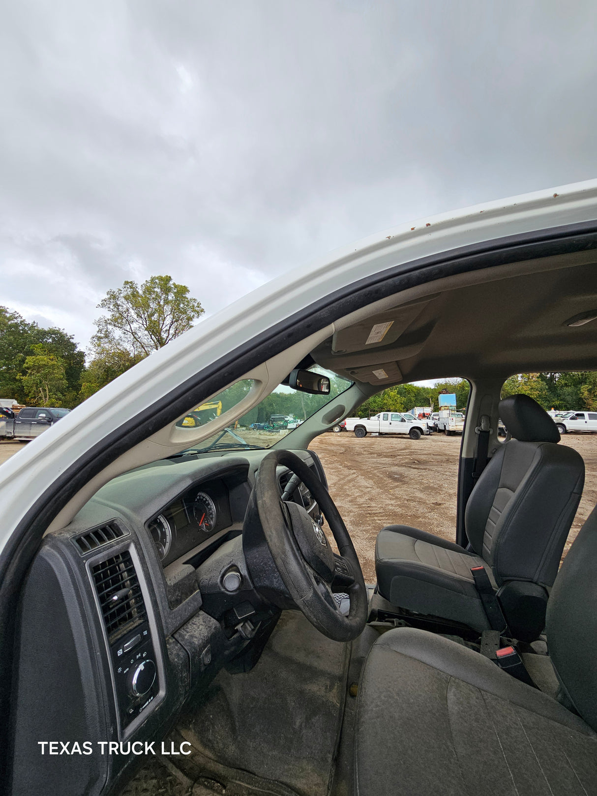 2009-2018 Dodge Ram 1500 4th Gen Crew Cab Cab - Bright White