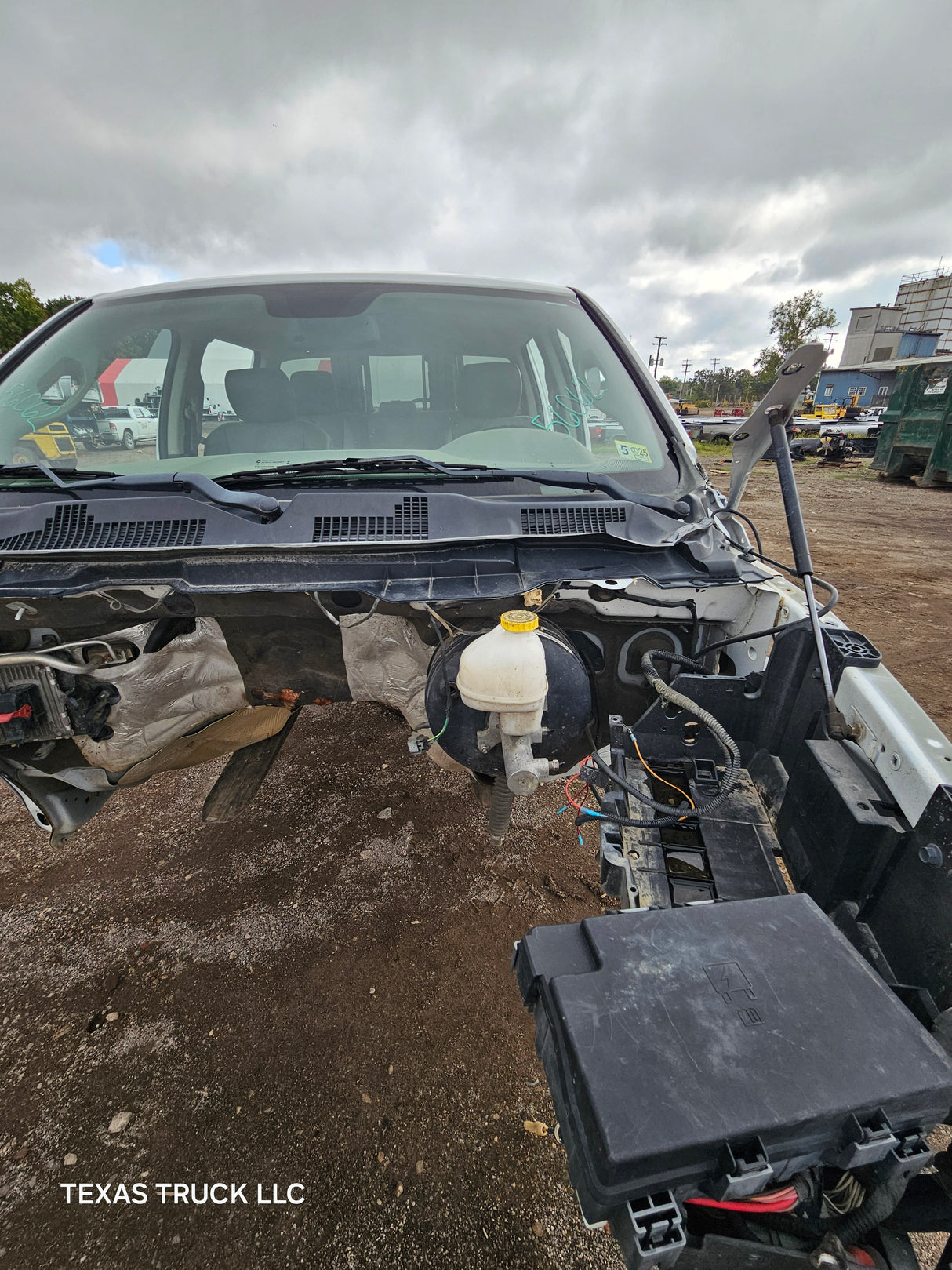 2009-2018 Dodge Ram 1500 4th Gen Crew Cab Cab - Bright White