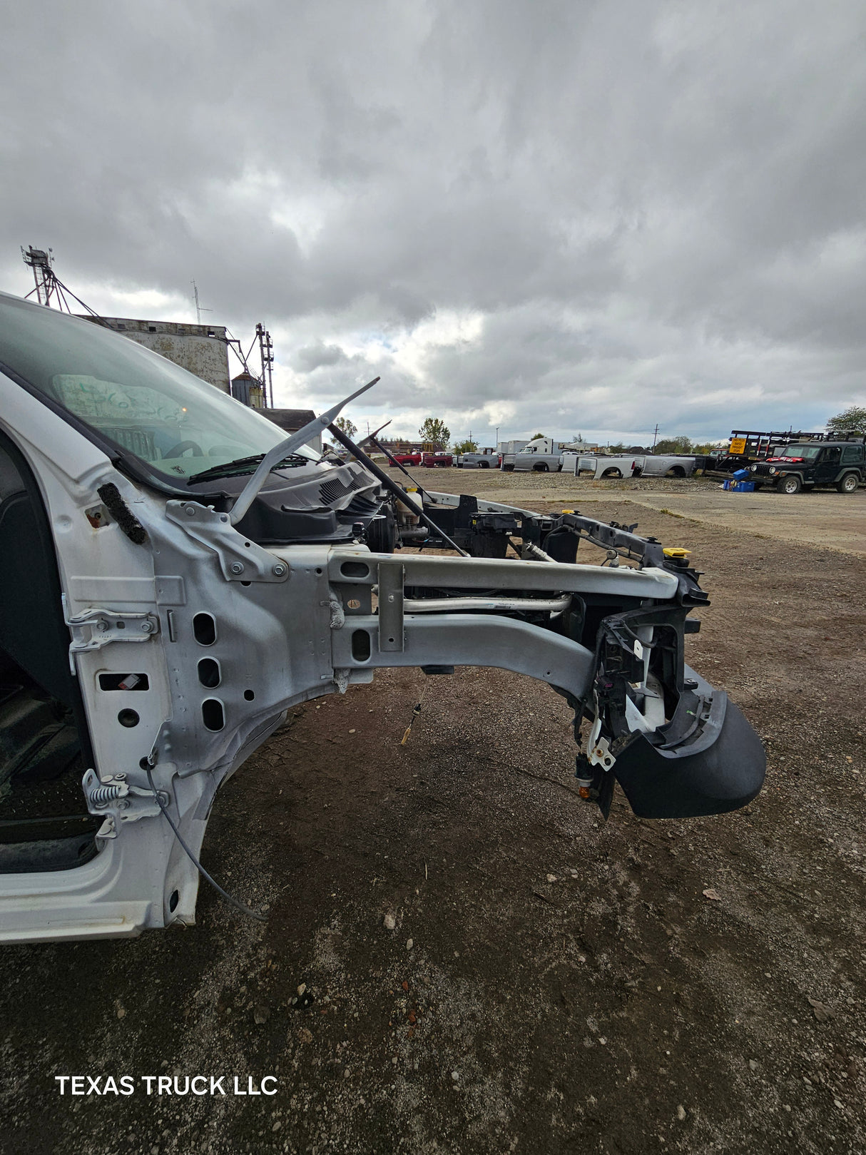 2009-2018 Dodge Ram 1500 4th Gen Crew Cab Cab - Bright White