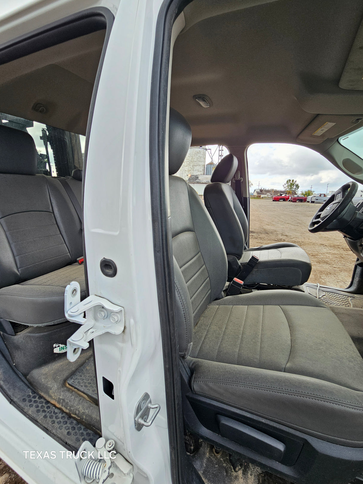 2009-2018 Dodge Ram 1500 4th Gen Crew Cab Cab - Bright White