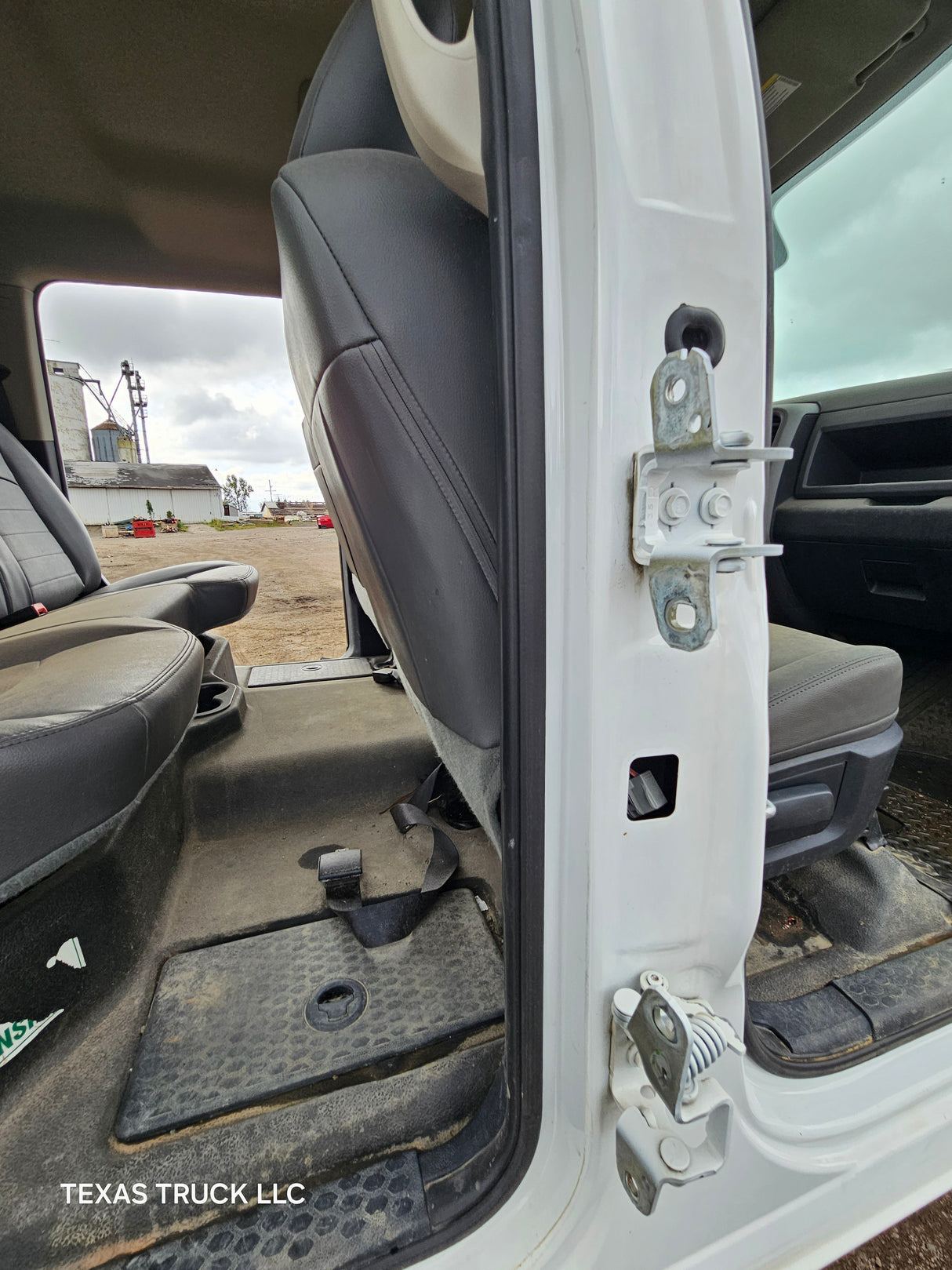 2009-2018 Dodge Ram 1500 4th Gen Crew Cab Cab - Bright White