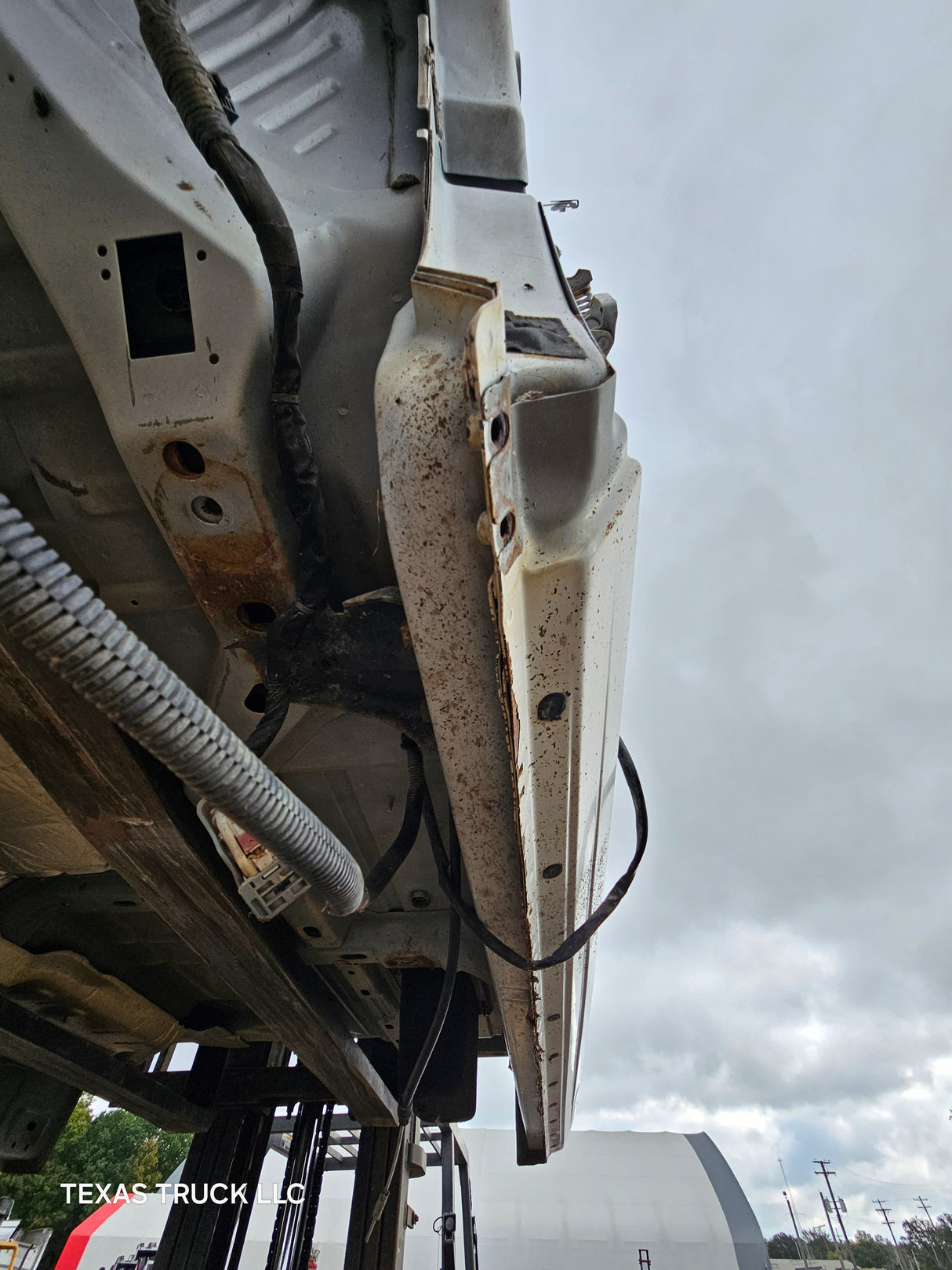 2009-2018 Dodge Ram 1500 4th Gen Crew Cab Cab - Bright White