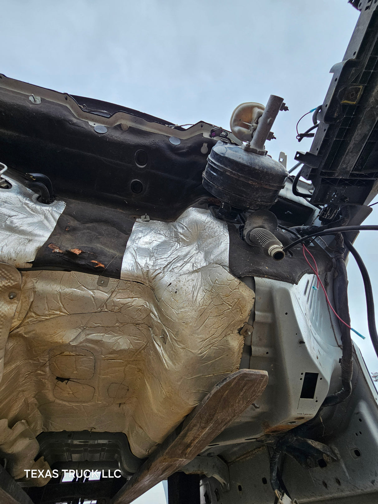 2009-2018 Dodge Ram 1500 4th Gen Crew Cab Cab - Bright White