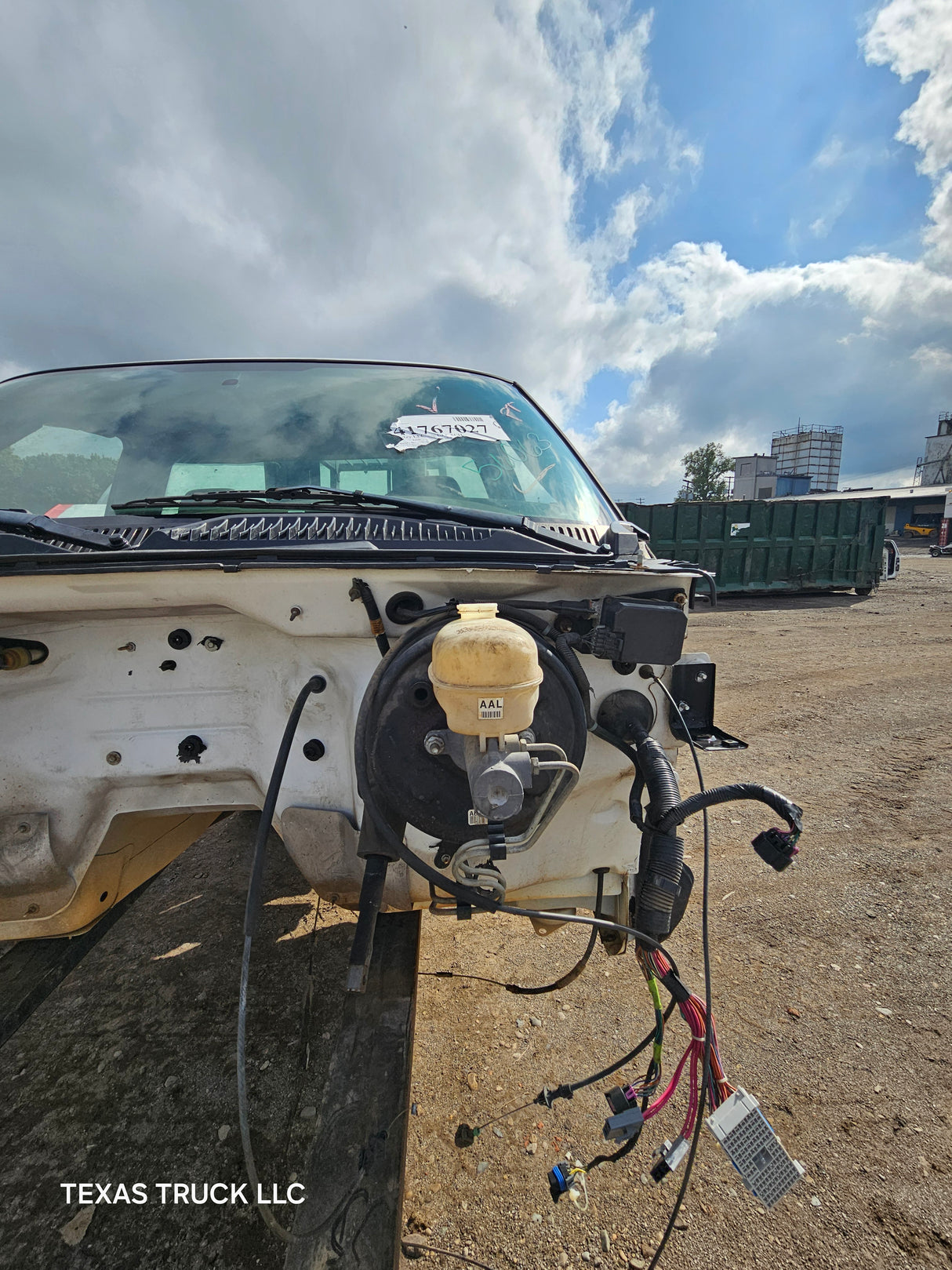 1999-2007 Chevrolet Silverado / GMC Sierra 1500 2500 HD 3500HD Regular Cab Body - Summit white