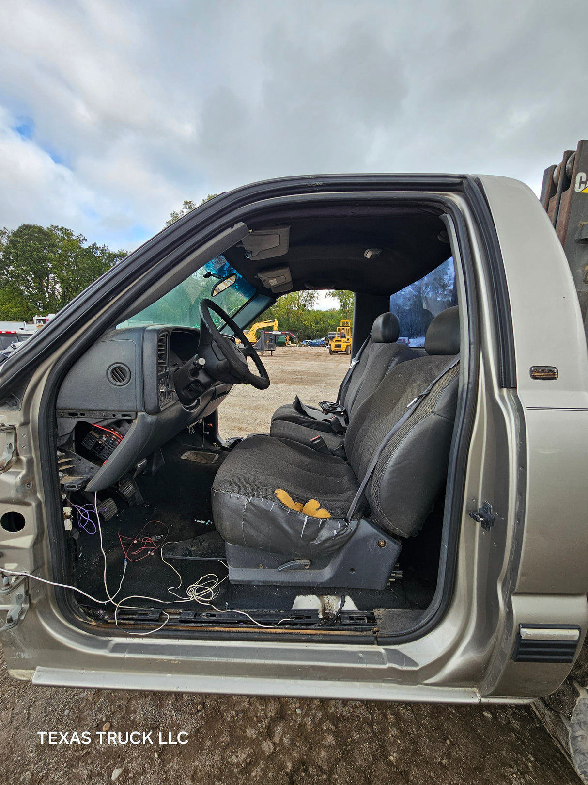 1999-2007 Chevrolet Silverado / GMC Sierra 1500 2500 HD 3500HD Regular Cab Body - Pewter