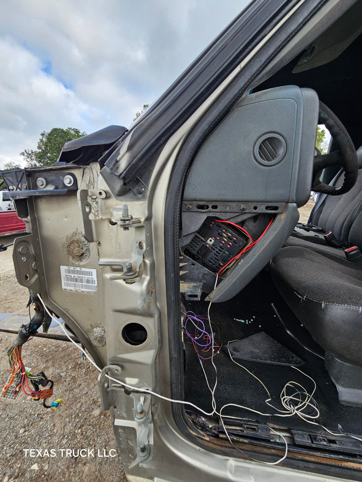 1999-2007 Chevrolet Silverado / GMC Sierra 1500 2500 HD 3500HD Regular Cab Body - Pewter