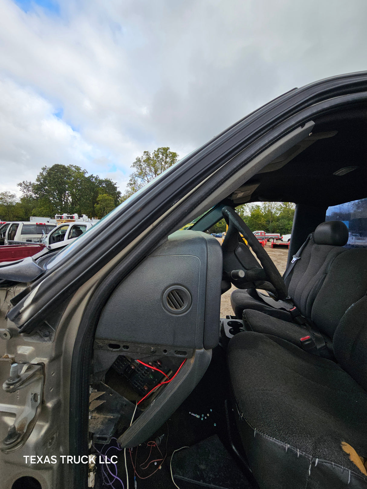 1999-2007 Chevrolet Silverado / GMC Sierra 1500 2500 HD 3500HD Regular Cab Body - Pewter