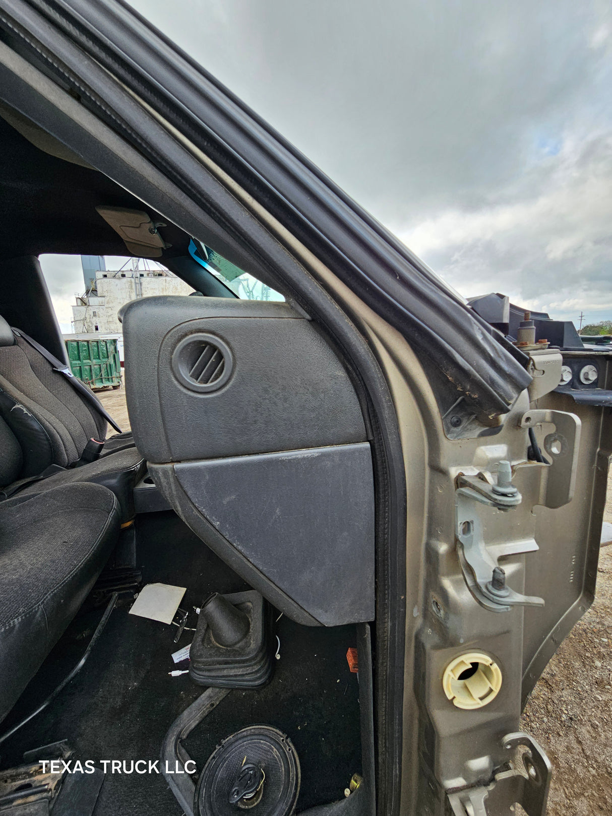 1999-2007 Chevrolet Silverado / GMC Sierra 1500 2500 HD 3500HD Regular Cab Body - Pewter