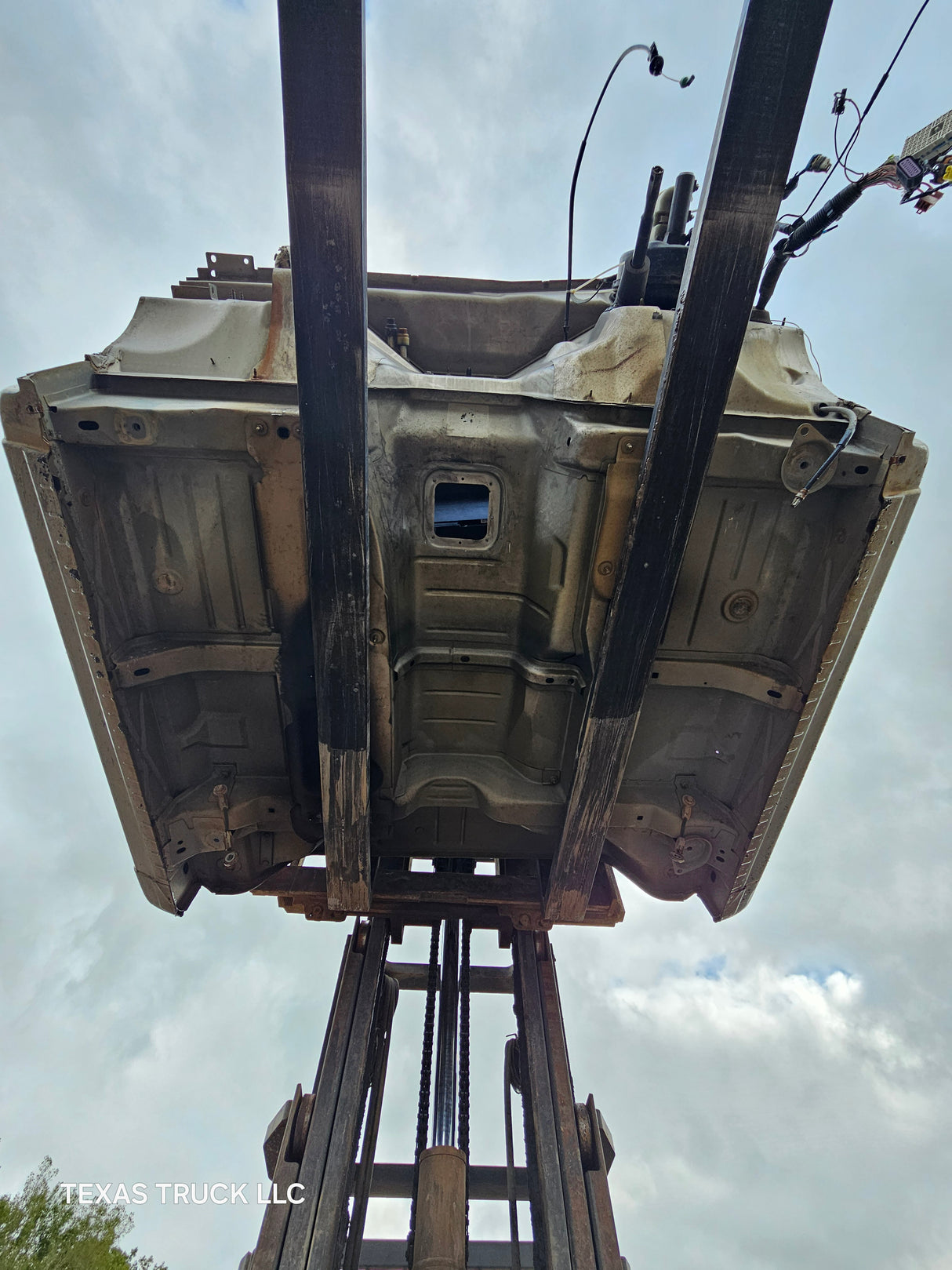 1999-2007 Chevrolet Silverado / GMC Sierra 1500 2500 HD 3500HD Regular Cab Body - Pewter