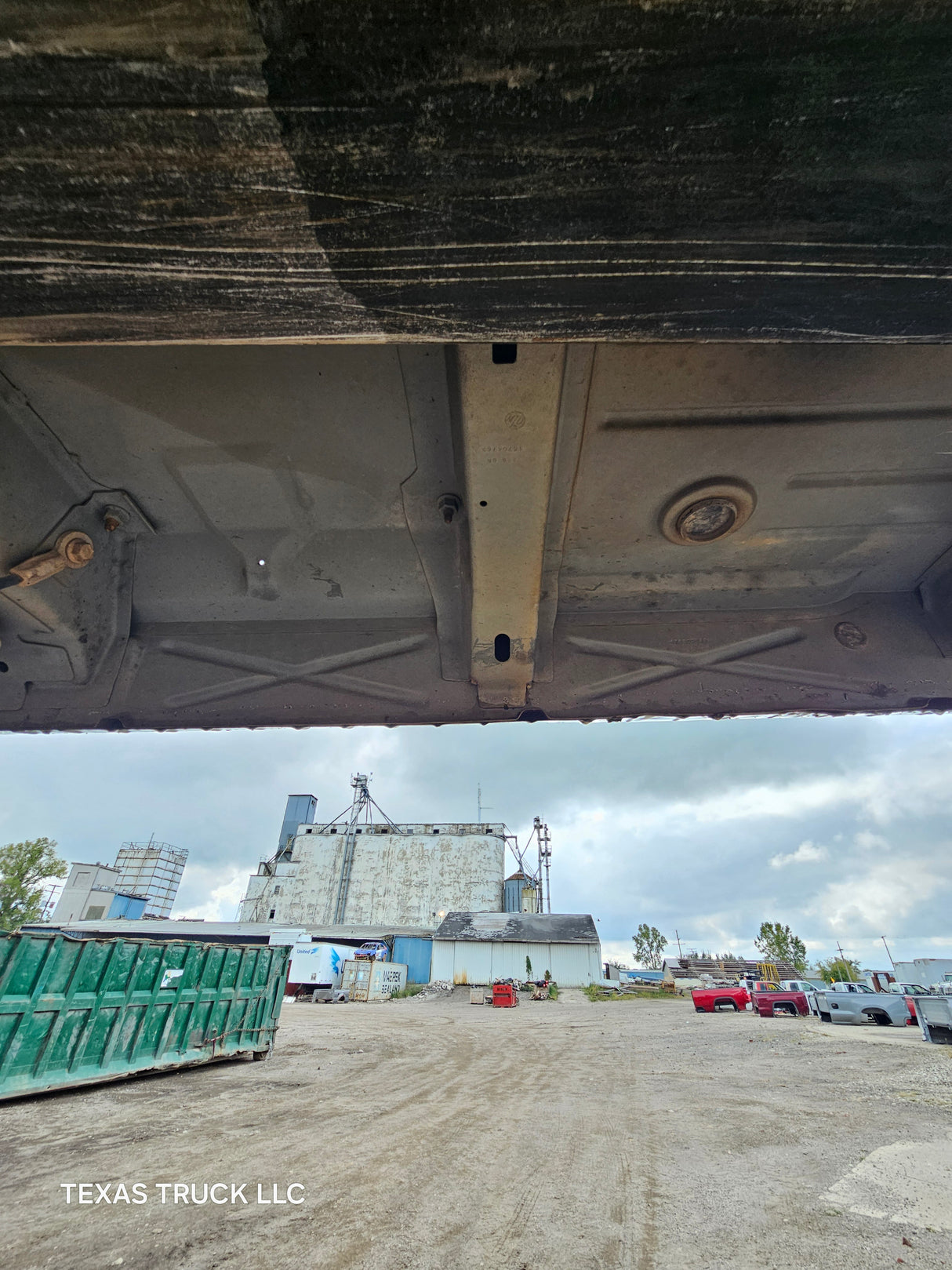 1999-2007 Chevrolet Silverado / GMC Sierra 1500 2500 HD 3500HD Regular Cab Body - Pewter